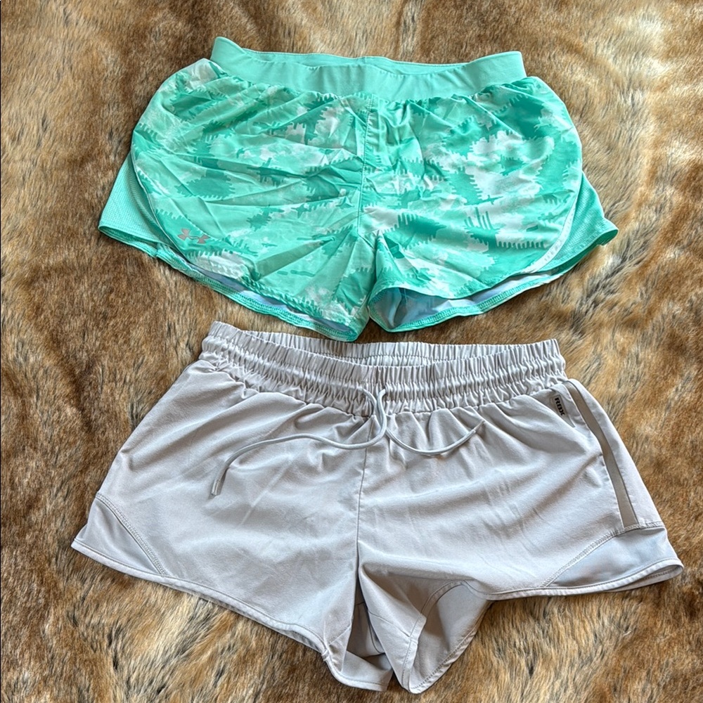 Bundle of 2 Women's Mint and Gray Shorts Size Medium